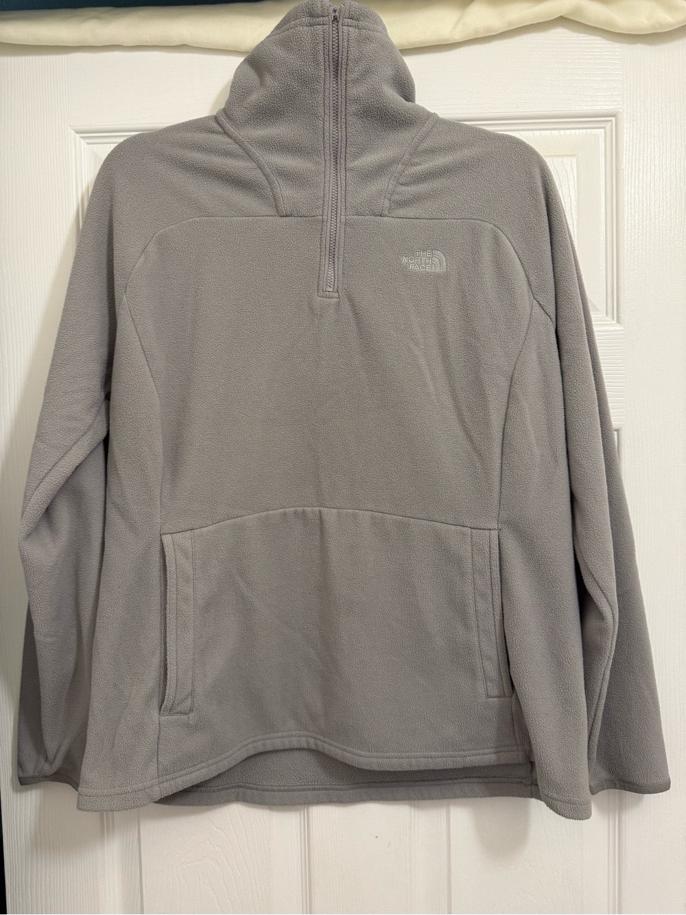 The North Face Women’s Gray Half-Zip Fleece Pullover Size L